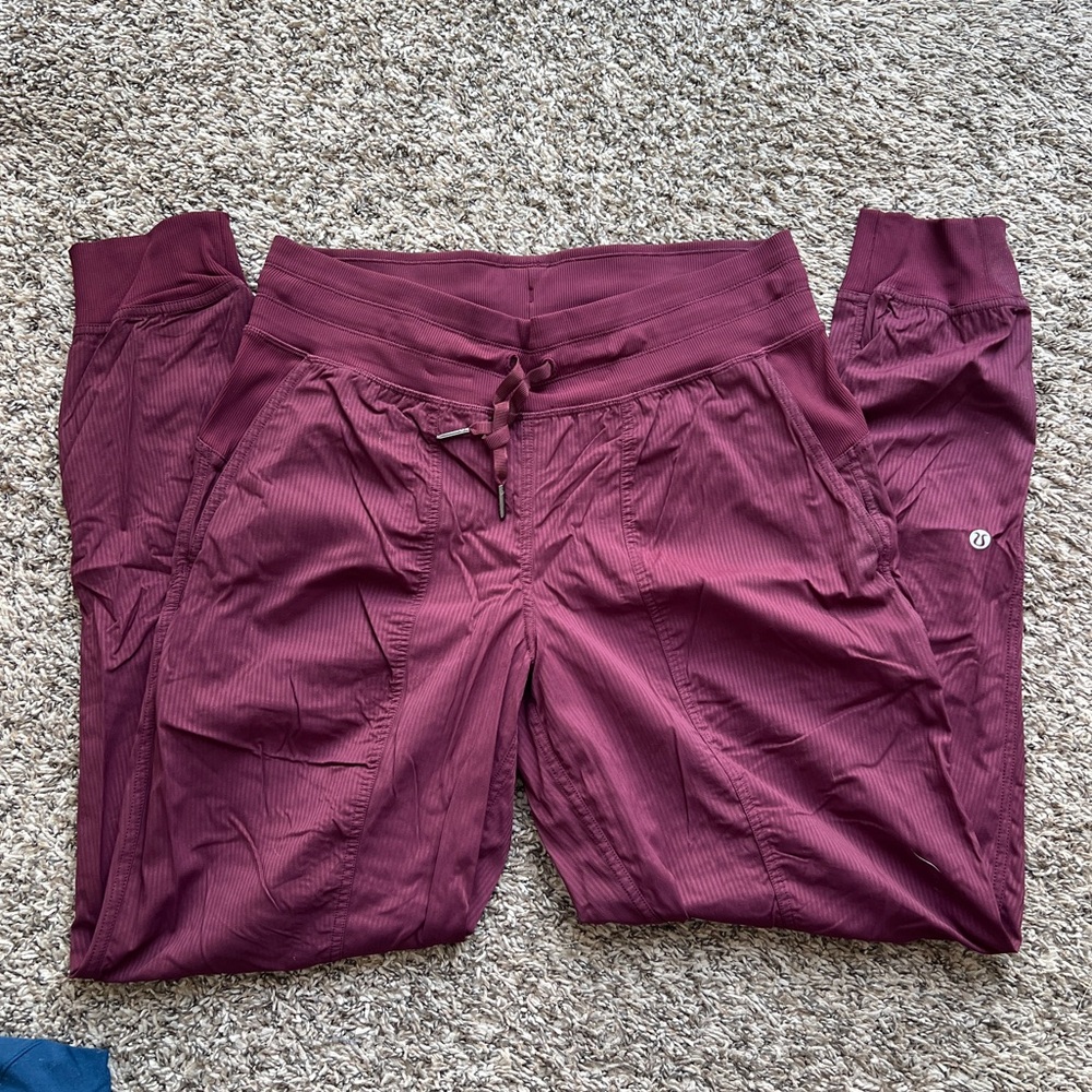 Lululemon dance studio jogger